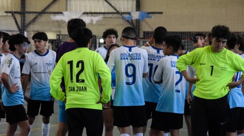 Los chicos de la selección de handball, sin podio pero con ascenso