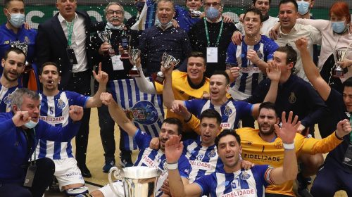 El Porto del Nalo García y Ezequiel Mena levantó la Copa Intercontinental