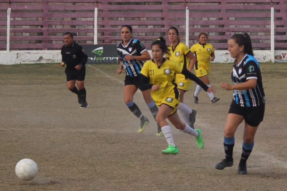 Fútbol femenino Alianza Colón